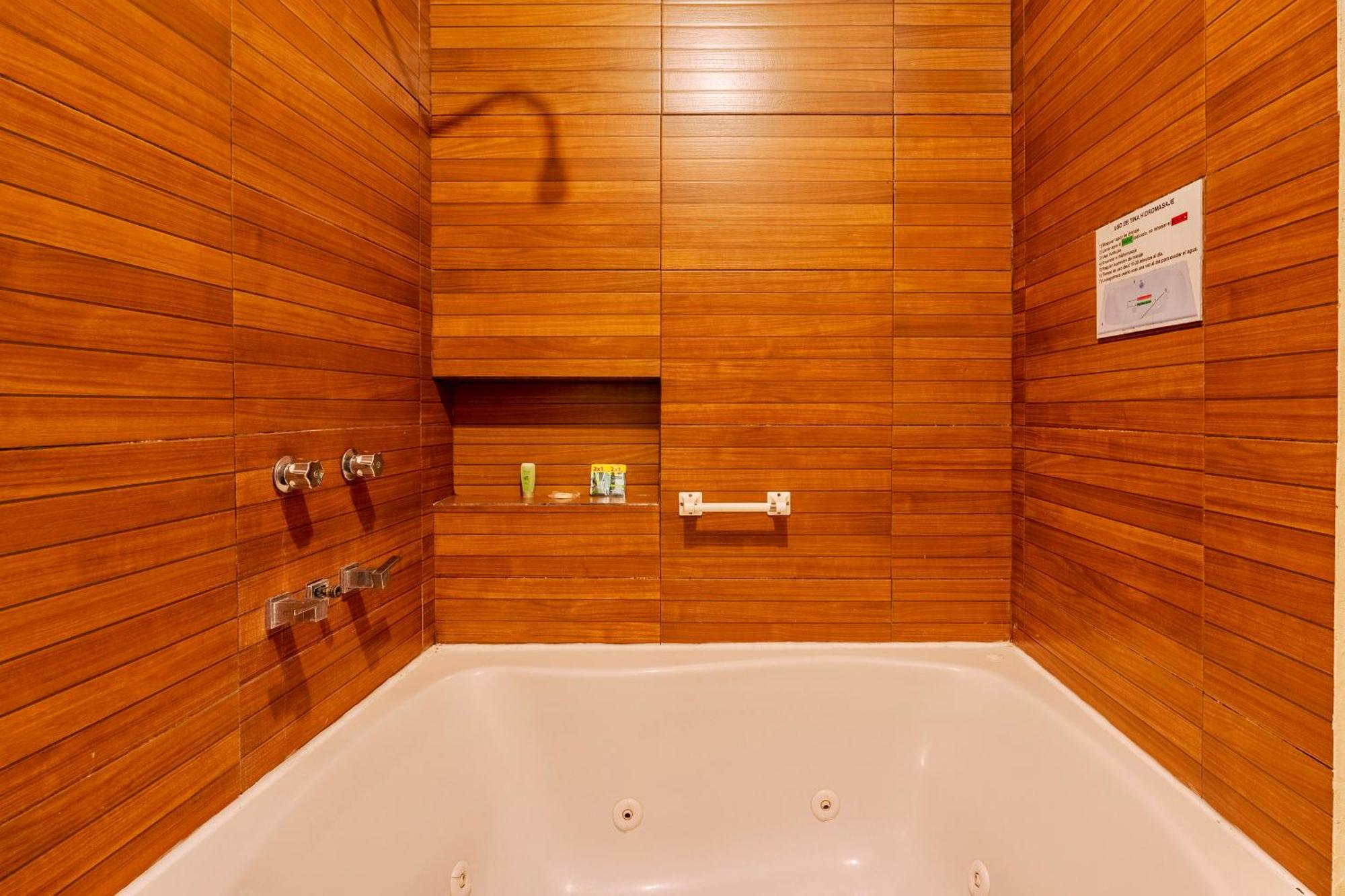 Loft Arte & Diseno: Urban Oasis with Private Jacuzzis and Terrace Apartment Cuernavaca Exterior photo