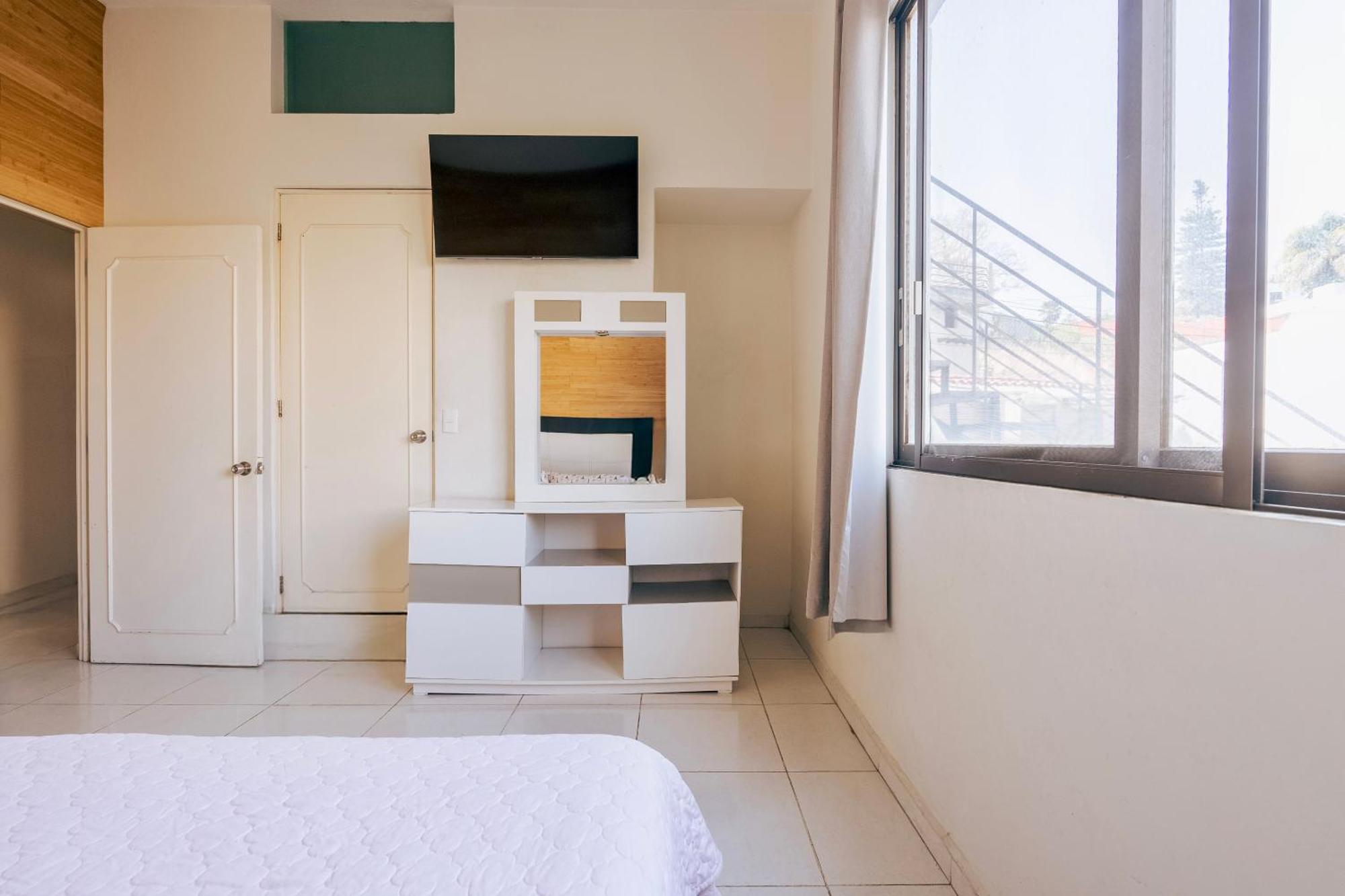 Loft Arte & Diseno: Urban Oasis with Private Jacuzzis and Terrace Apartment Cuernavaca Exterior photo